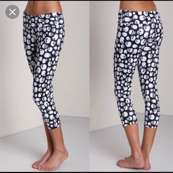 Onsie Skull Print LR Crop Legging 21" - M/L Black/White - Picture 1 of 6